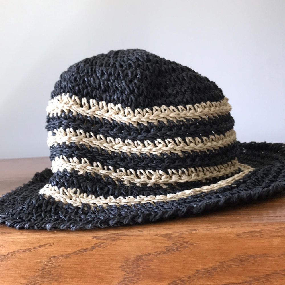 Straw sun hat